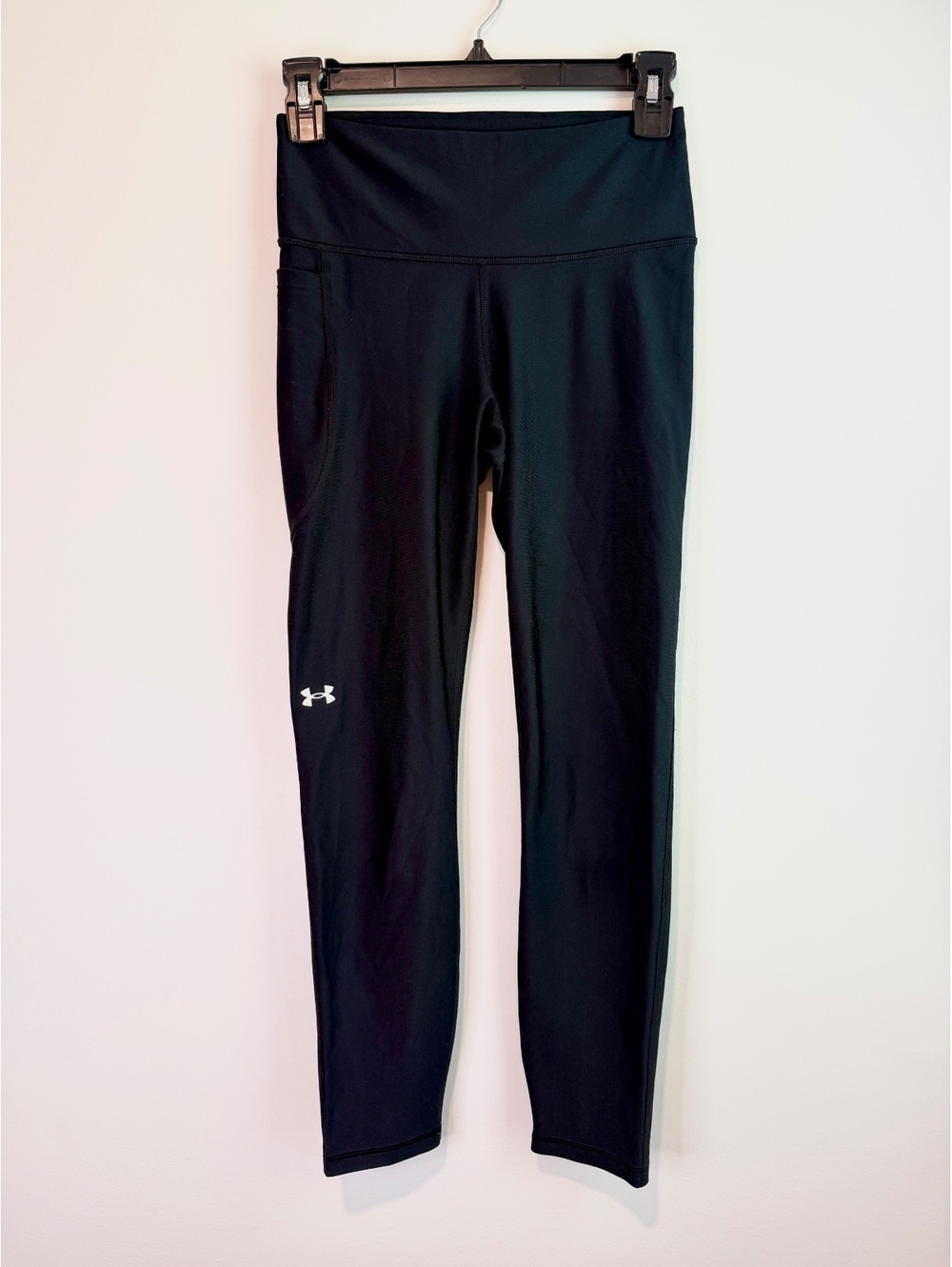 Under Armour Black Women's Leggings Size Small